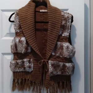 Les Tricot L Faux Knit Sweater Vest